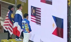 VĐV chào cờ qua màn hình led ở SEA Games 33